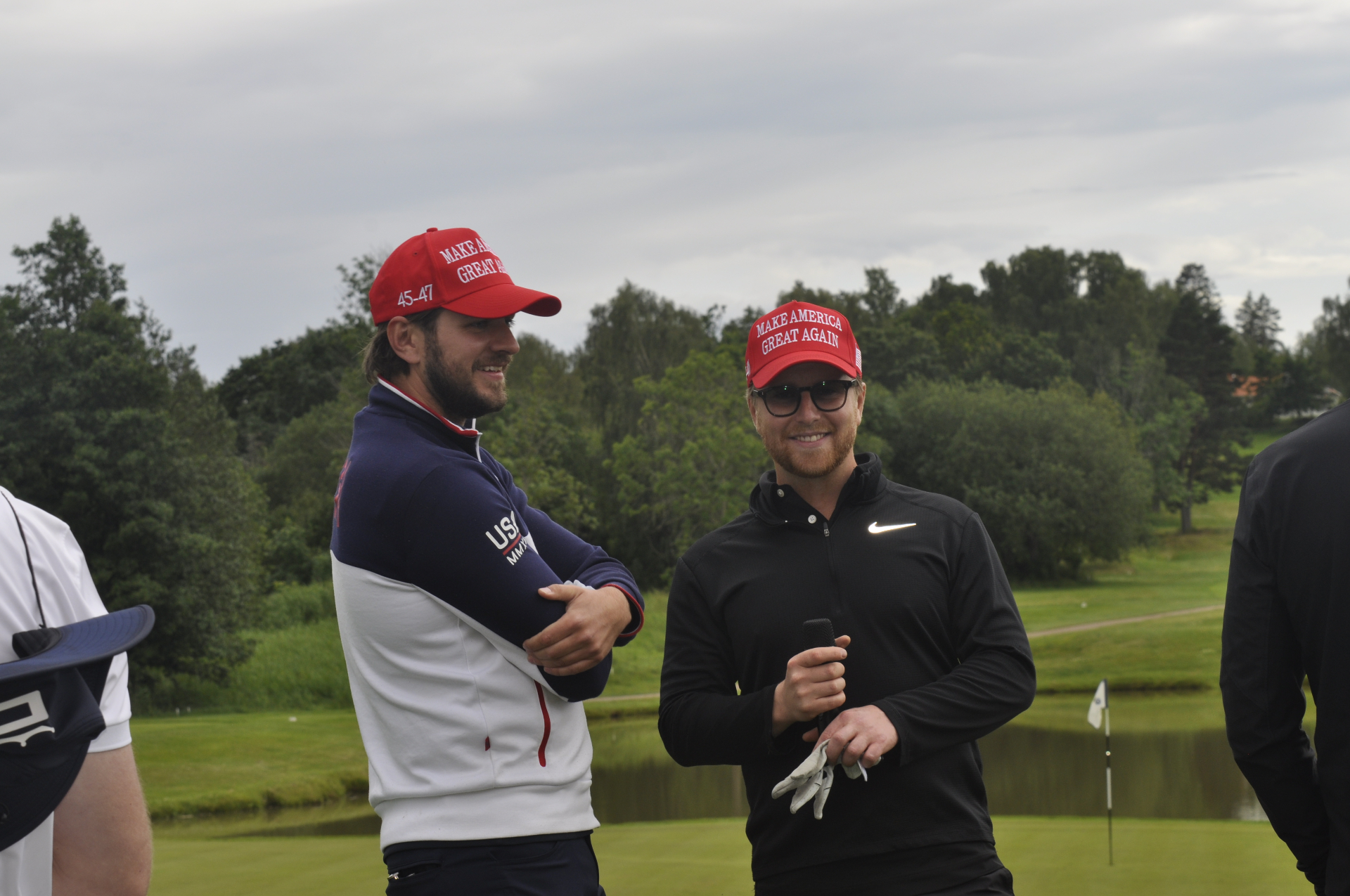 Filip Wallin och Felix Holm — Founders Hangover Invitational AB
